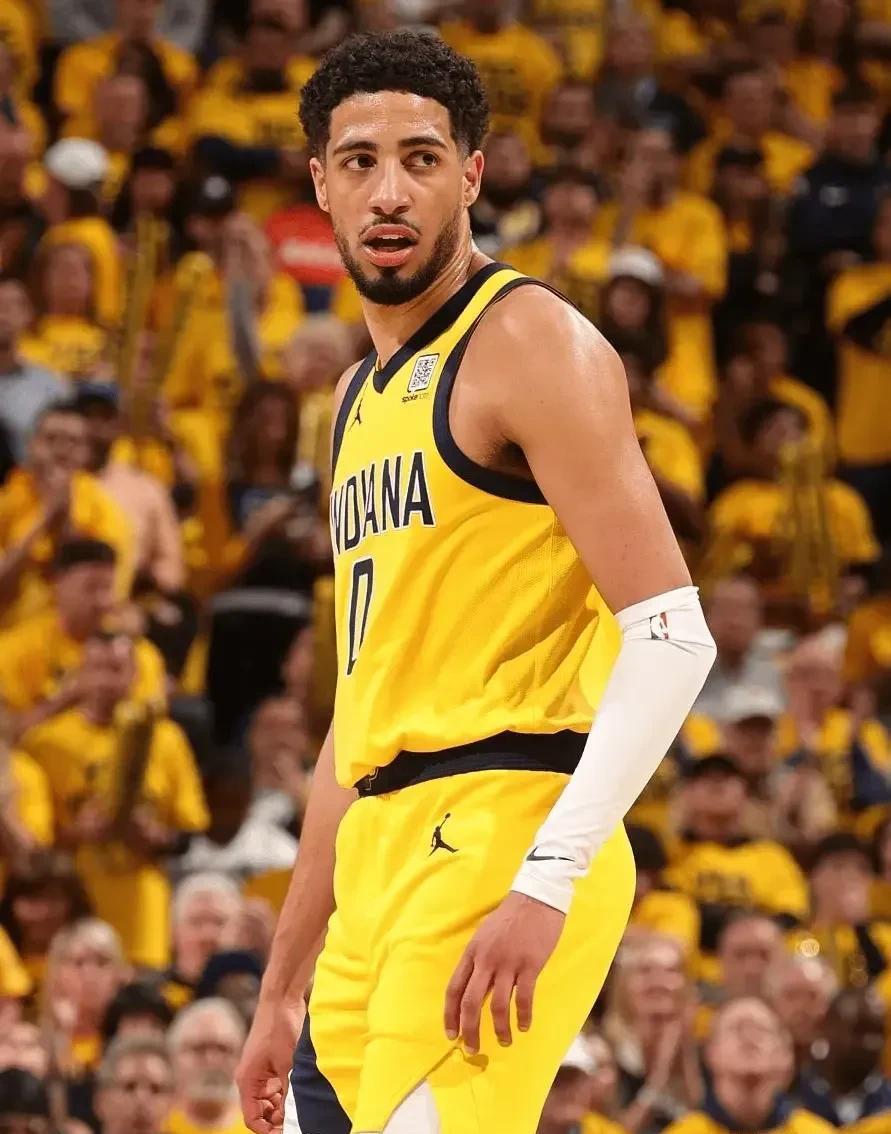 关于国王杯倒计时，纽约尼克斯赛前刷新队史纪录，细节引发关注，话题不断，训练强度明显提升的信息